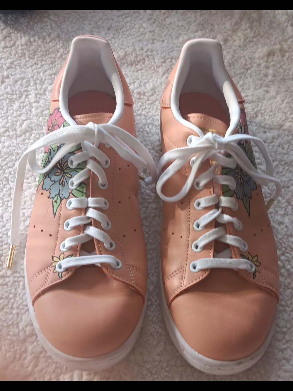 Stan Smith Adidas Women's Peach Floral Sneakers 10
